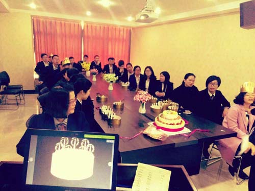 郑州律师事务所组织生日会